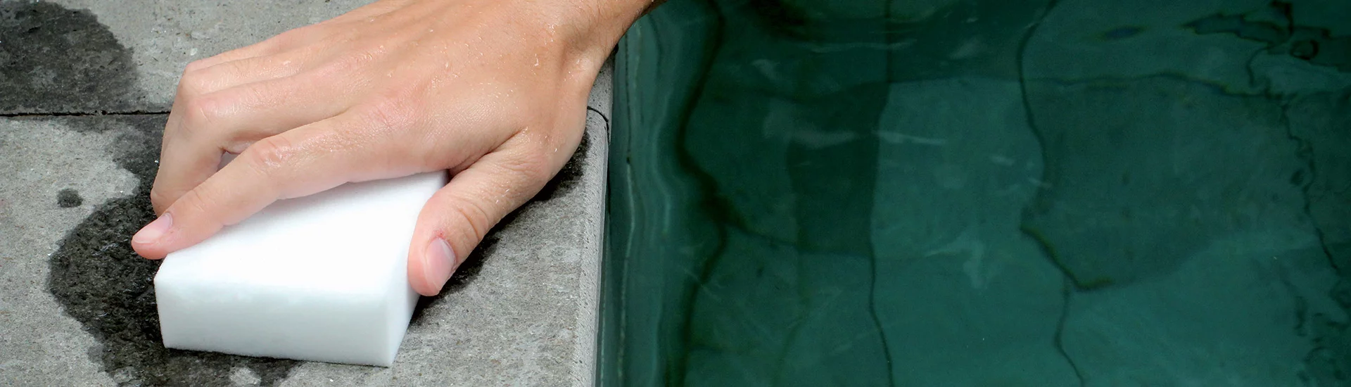 Éponge magique pour piscine