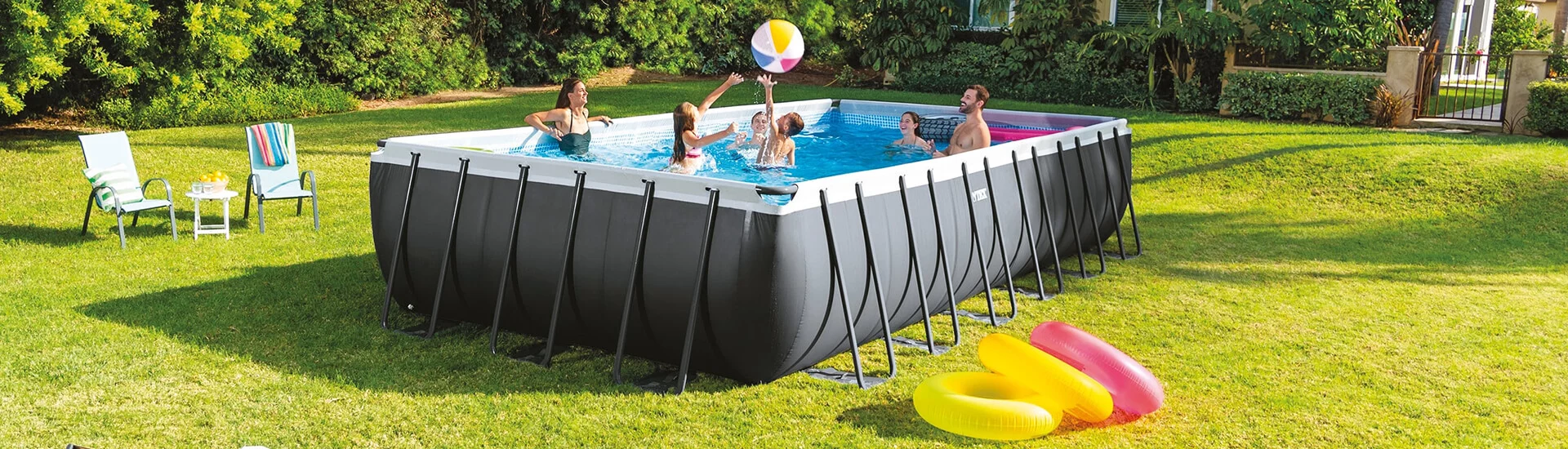 Mobilier de piscine