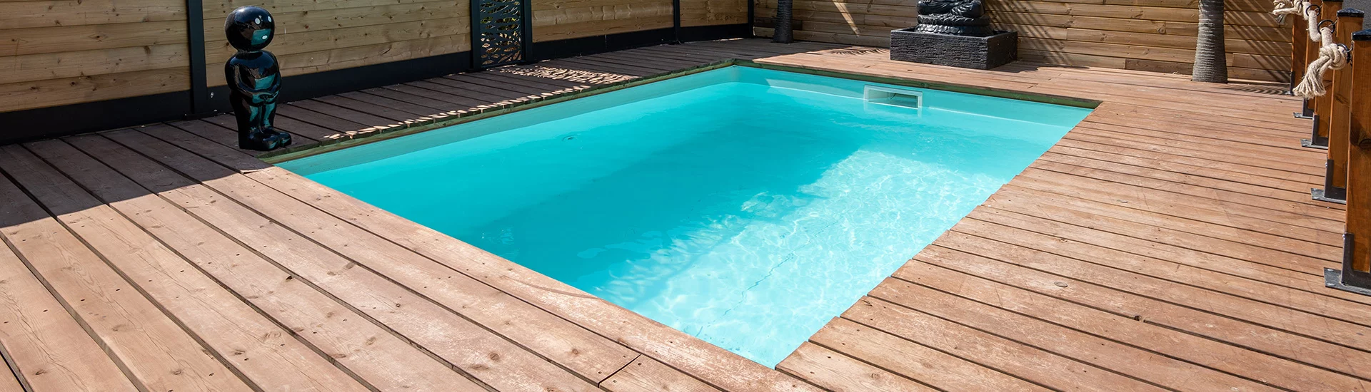 Piscine avec liner propre