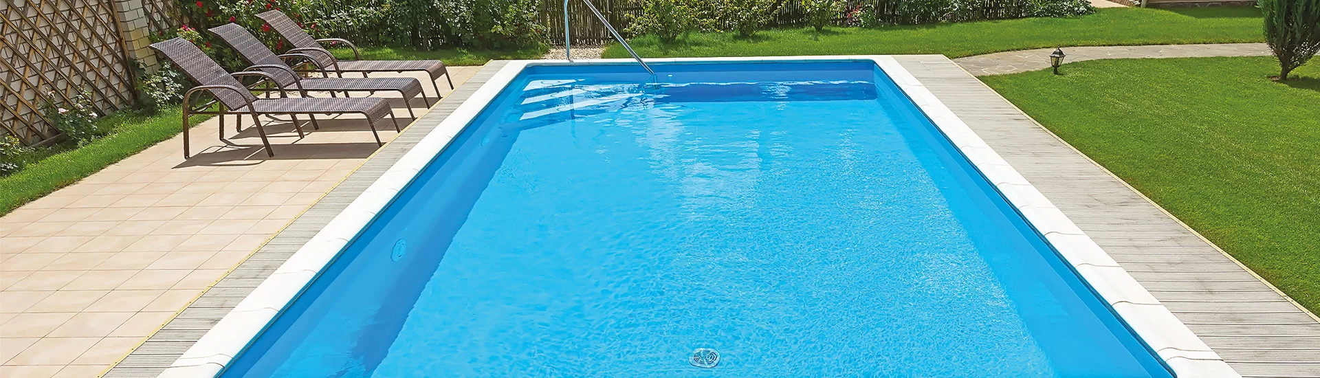 tour-de-piscine-en-bois