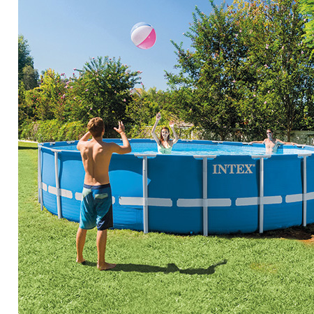 Installer sa piscine au mauvais endroit va probablement gâcher votre expérience de baignade